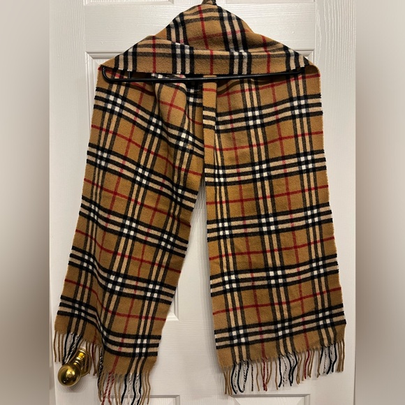 Burberry Scarf - Picture 1 of 4